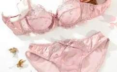 朋友的母亲11完整视频带翻译